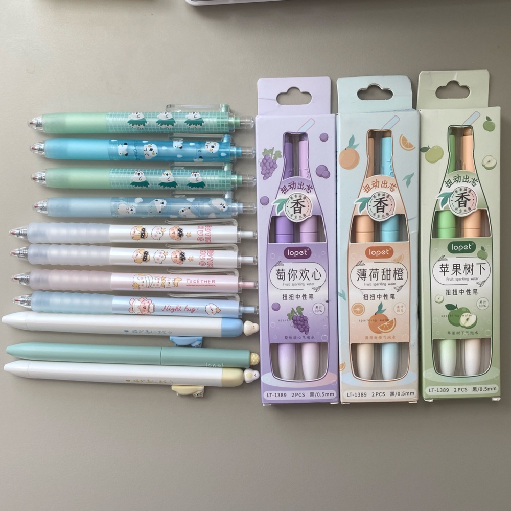 Bundle 17 pcs black ink gel pens - New